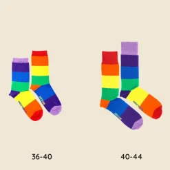 Sokken regenboog (love is love)