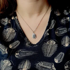 Zilveren halsketting trilobiet