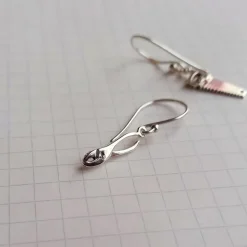 Zilveren oorbellen gereedschap (tang)