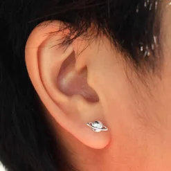 Zilveren oorbellen Saturnus