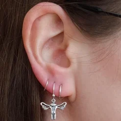 Zilveren oorbellen vulva & baarmoeder