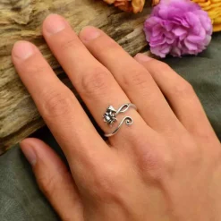 Zilveren ring lotusbloem