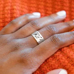 Zilveren ring paardenbloem