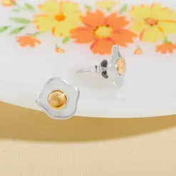 Zilveren/bronzen oorbellen spiegelei